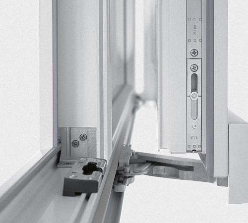 Регулировка прижима пластикового окна и особенности ее выполнения