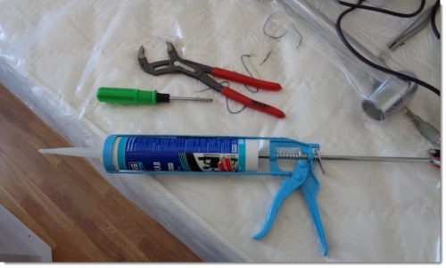 Материалы инструменты: подготавливаем все необходимое для работы