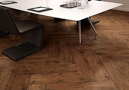 Рекомендации по выбору плитки под дерево