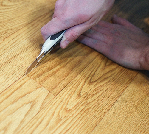 Выравнивание деревянного пола с помощью фанеры