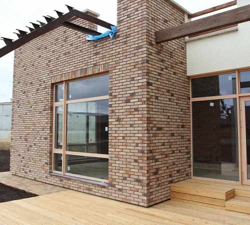 Характеристика и разновидности цокольной плитки