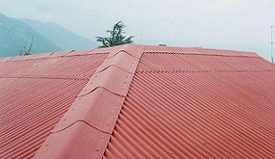 Укладка крыши ондулином