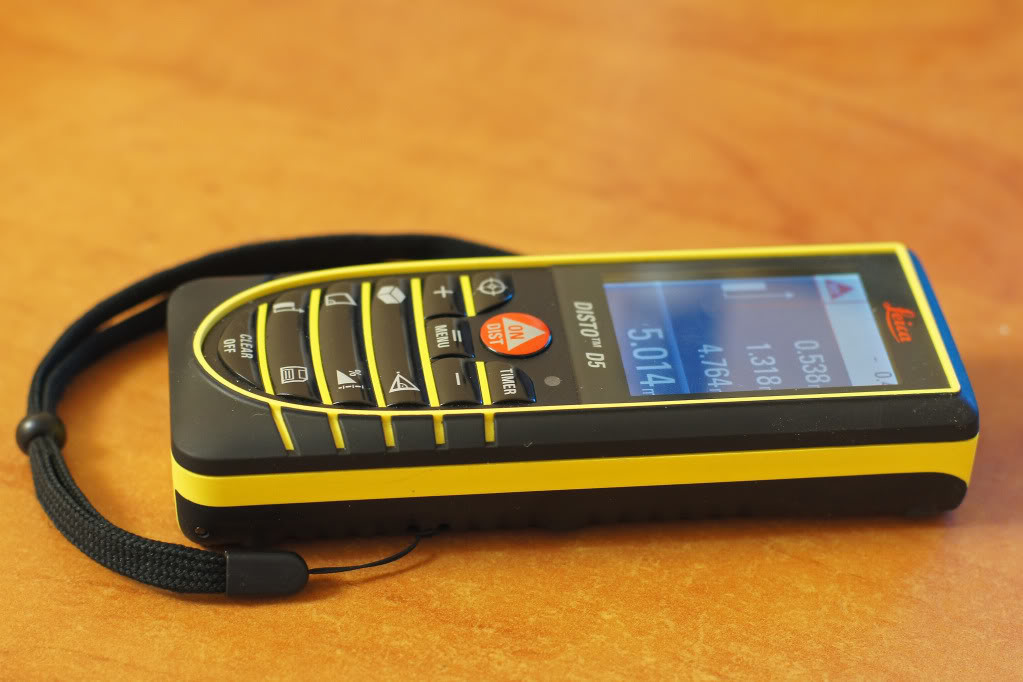 Как выбрать лазерную рулетку: варианты для любителя и профи