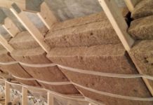 Преимущества натуральных утеплителей?