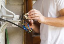 Услуги электрика – это удобно и безопасно