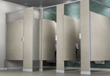 Преимущества сантехнических пластиковых перегородок