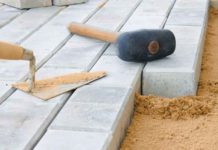 Как укладывать брусчатку?