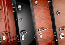 Разновидности входных металлических дверей