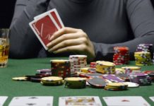 Как играть в онлайн покер?