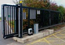 Откатные ворот: причины для выбора