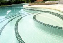 Керамогранитная плитка для бассейна: в чем её особенность