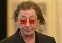 Лепс представил публике «самую красивую и желанную» после новости о разводе