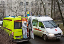 Врач назвал пациентов, которые тяжелее всего переносят COVID-19