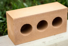 Кирпичи: разновидности для строительства