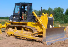 Преимущества аренды бульдозера и экскаватора