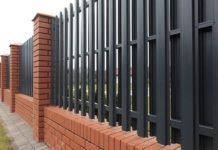 Производство, монтаж евроштакетника для забора