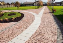 Разновидности брусчатки: что выбрать для частного дома