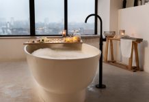 Керамические ванны: преимущества, разновидности и рекомендации по выбору