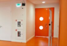 Технические двери: особенности, виды и области применения