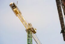 Башенные строительные краны: виды, особенности и применение