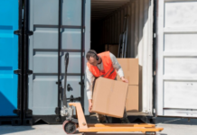 Контейнерные перевозки вещей: полный гид для новичков