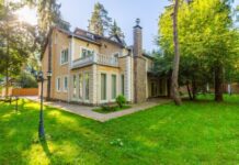 Дом в поселке в Москве: Идеальный выбор для современной семьи