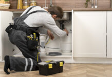 Услуги сантехника: когда нужен специалист и как его выбрать