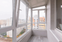 Цена остекления балконов: из чего формируется стоимость?